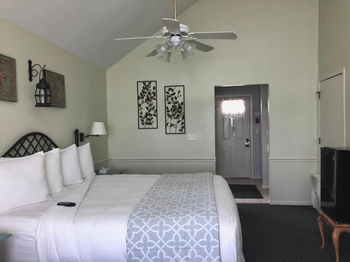  | The French Country Inn