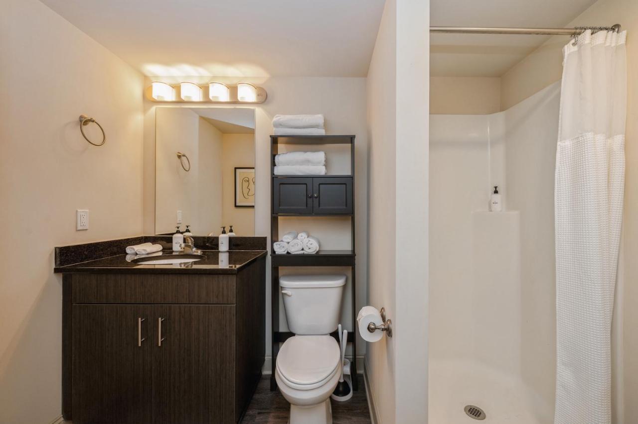 One-Bedroom Apartment (Self Check-in with Virtual Front Desk) at Kasa Arts District Winston-Salem