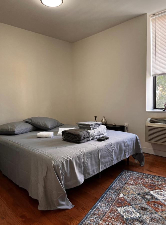 | Lovely 2-bedroom Condo in Brooklyn w/parking