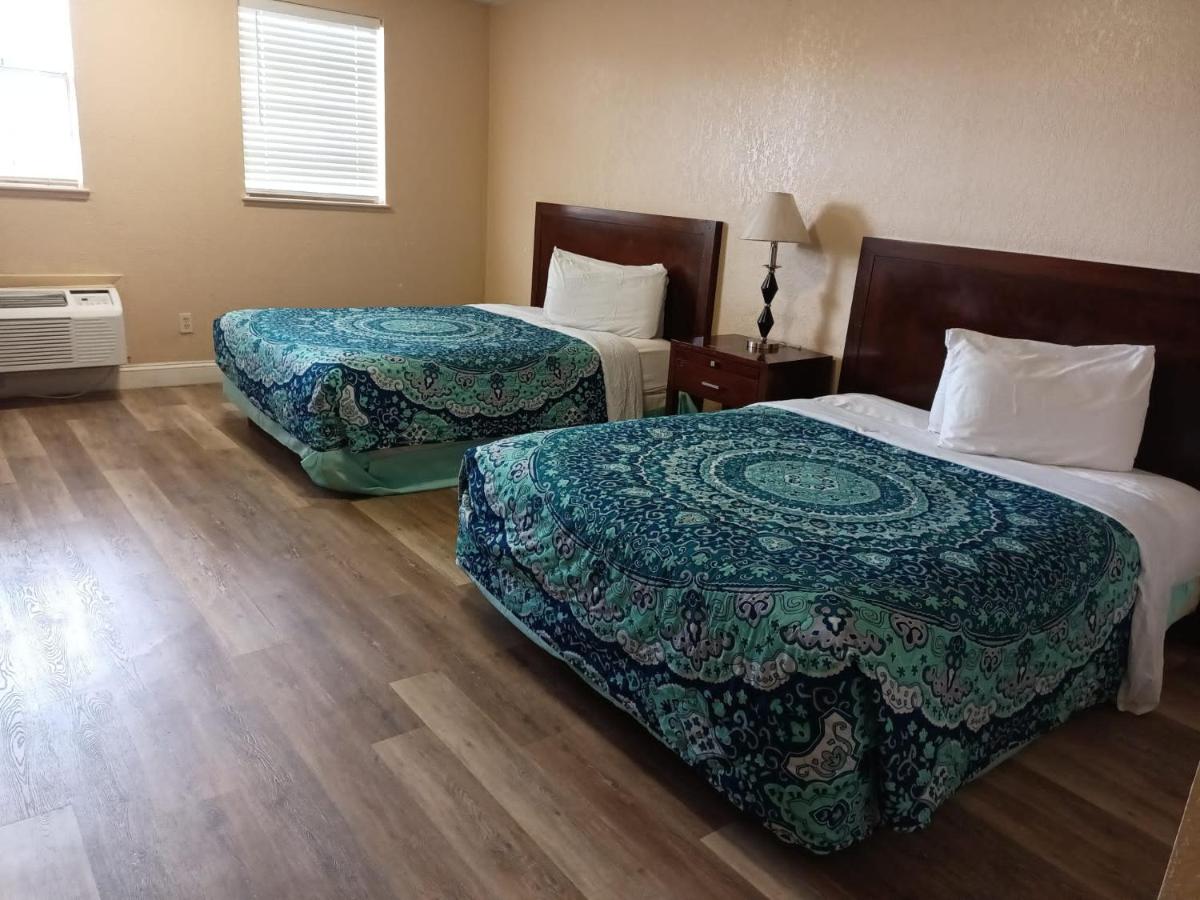  | APM Inn & Suites - Jacksonville