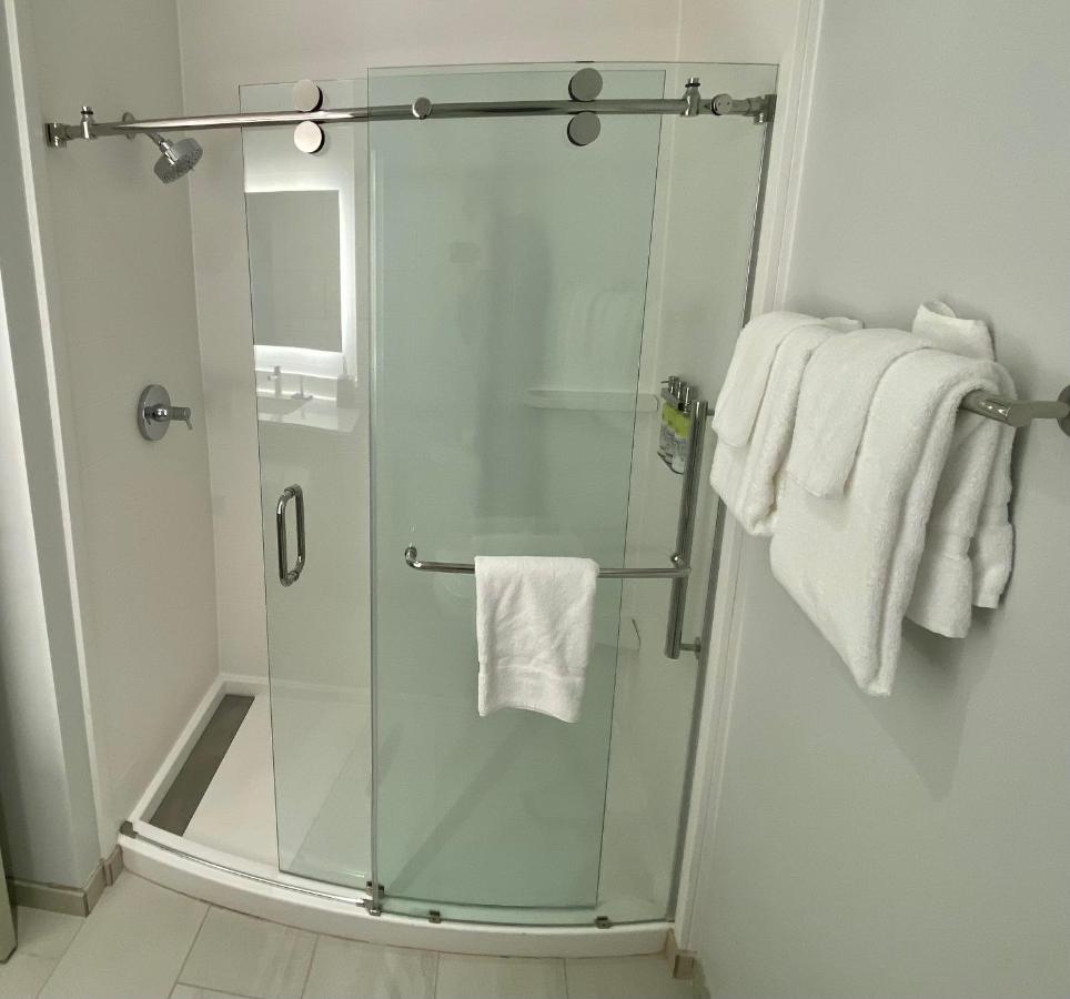 | Holiday Inn Express & Suites - Dahlonega - University Area, an IHG Hotel