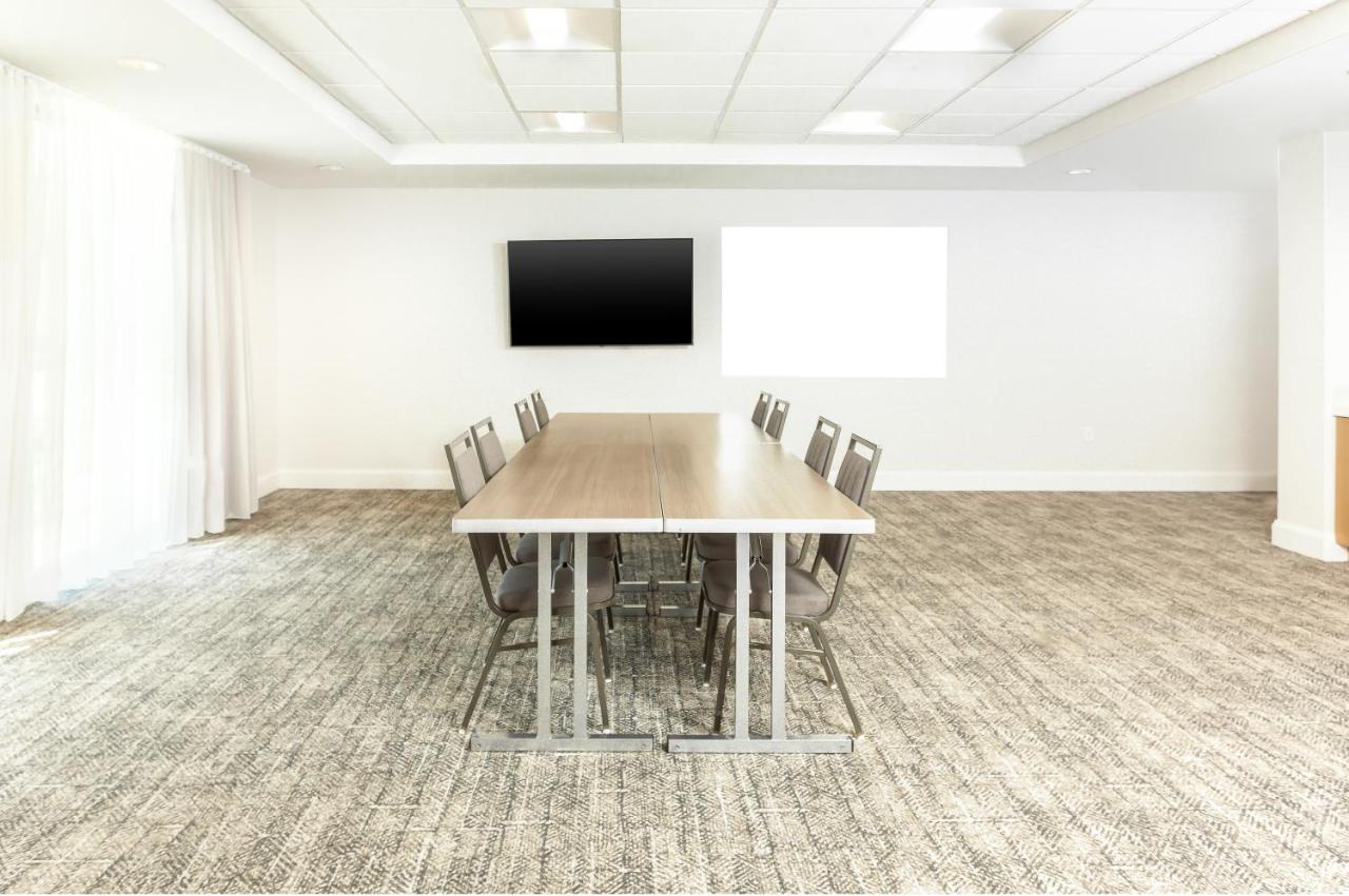 | Staybridge Suites - San Bernardino - Loma Linda