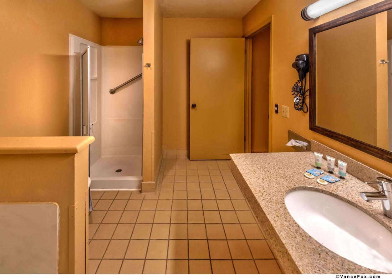| SureStay Hotel by Best Western Lovelock