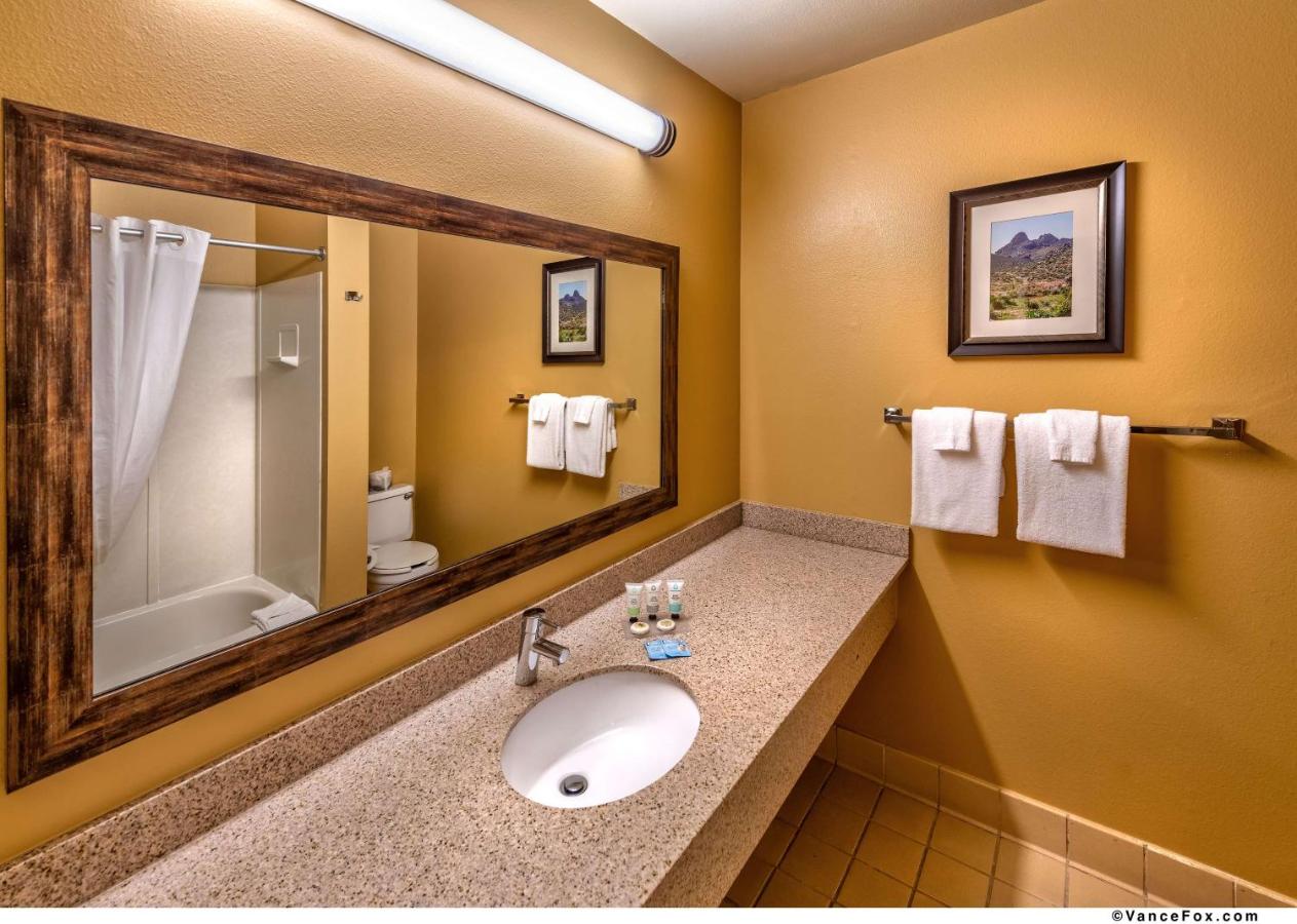 | SureStay Hotel by Best Western Lovelock