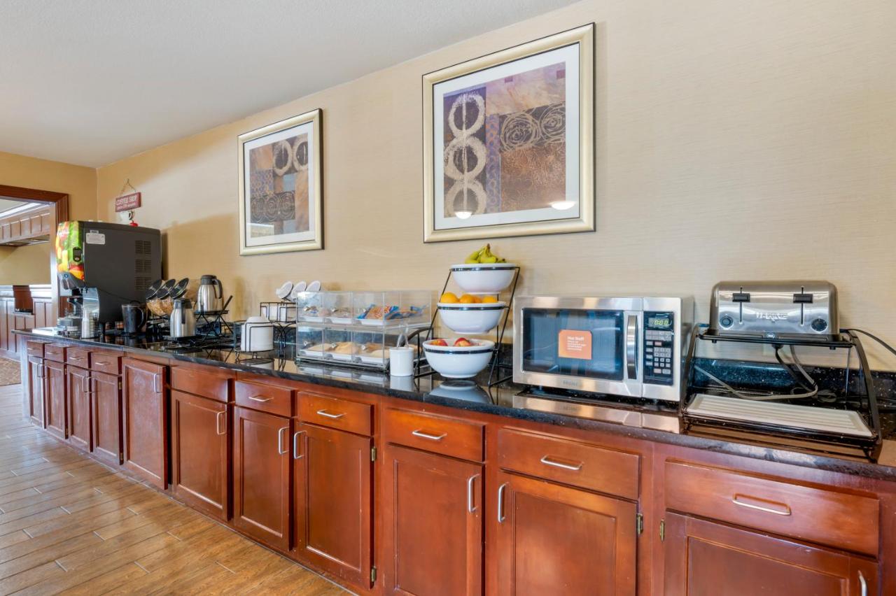  | Comfort Inn & Suites Cincinnati Eastgate