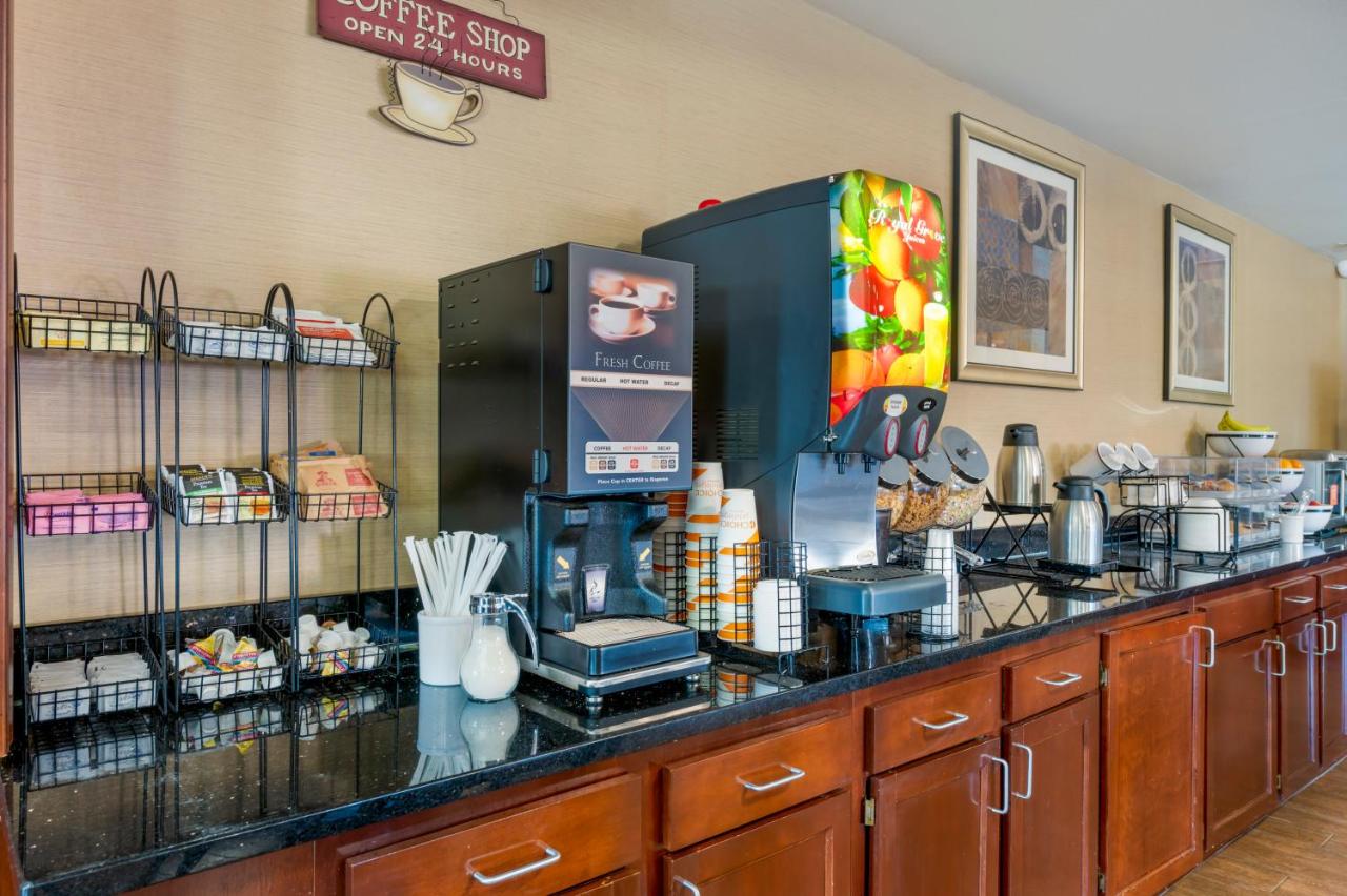  | Comfort Inn & Suites Cincinnati Eastgate