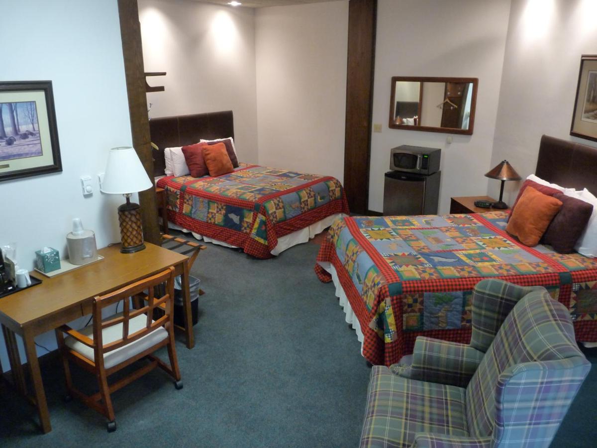 | RiverBank Lodge
