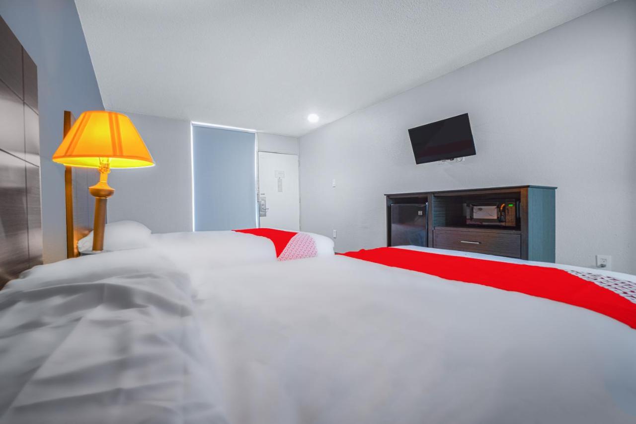  | Hotel Comfort Stay by OYO Texarkana East, AR I-30