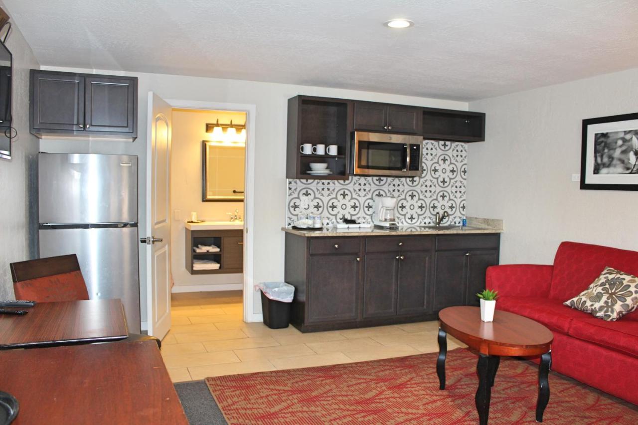  | Bell & Main Alamosa Studio Suite-Walking distance to downtown