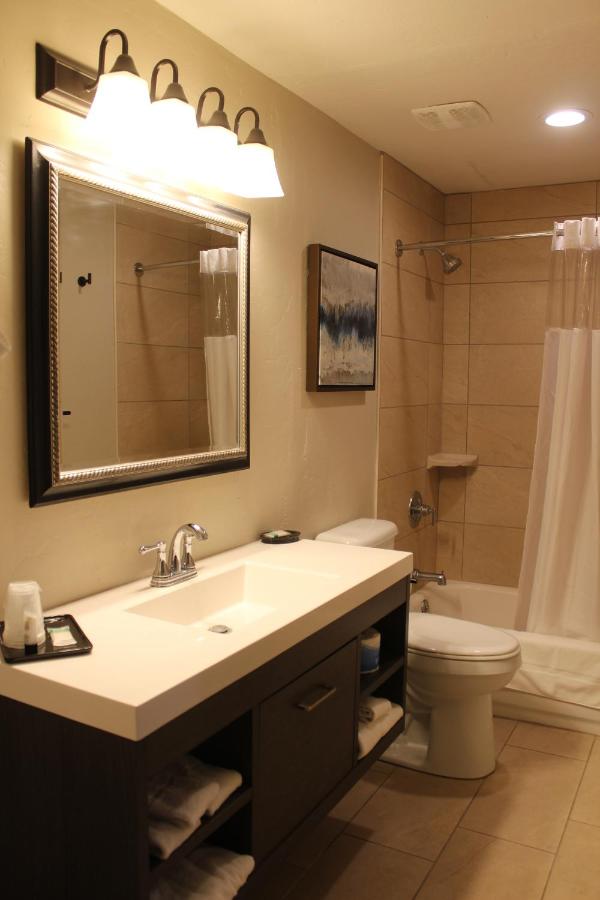  | Bell & Main Alamosa Studio Suite-Walking distance to downtown