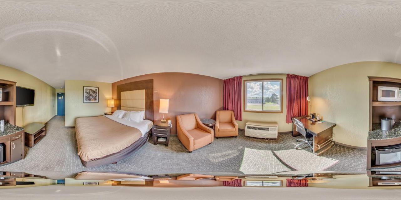 Standard King Room - Non-Smoking at Econo Lodge Hurley - Ironwood