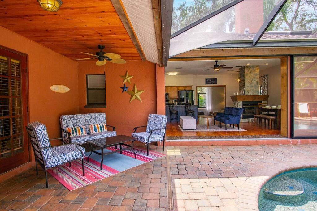 | Family Friendly Pool Paradise Retreat Near Beaches