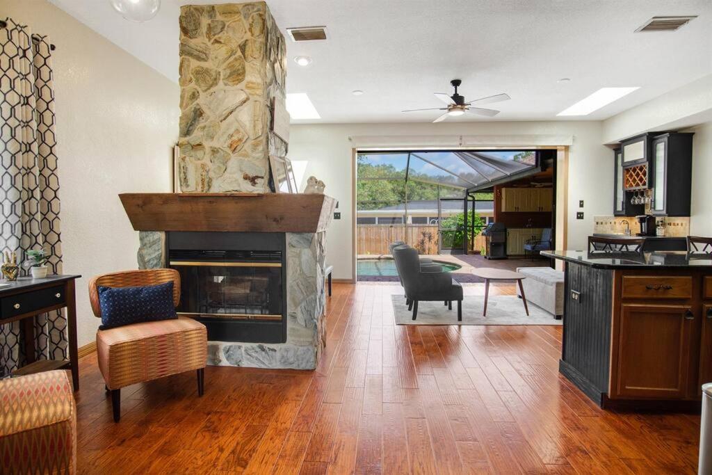 | Family Friendly Pool Paradise Retreat Near Beaches