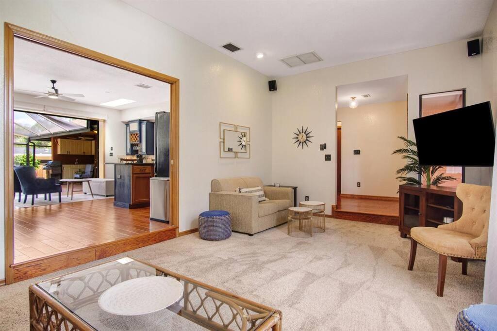 | Family Friendly Pool Paradise Retreat Near Beaches