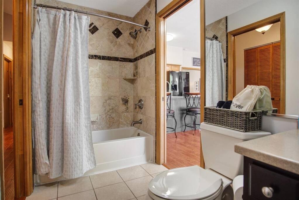 | Family Friendly Pool Paradise Retreat Near Beaches