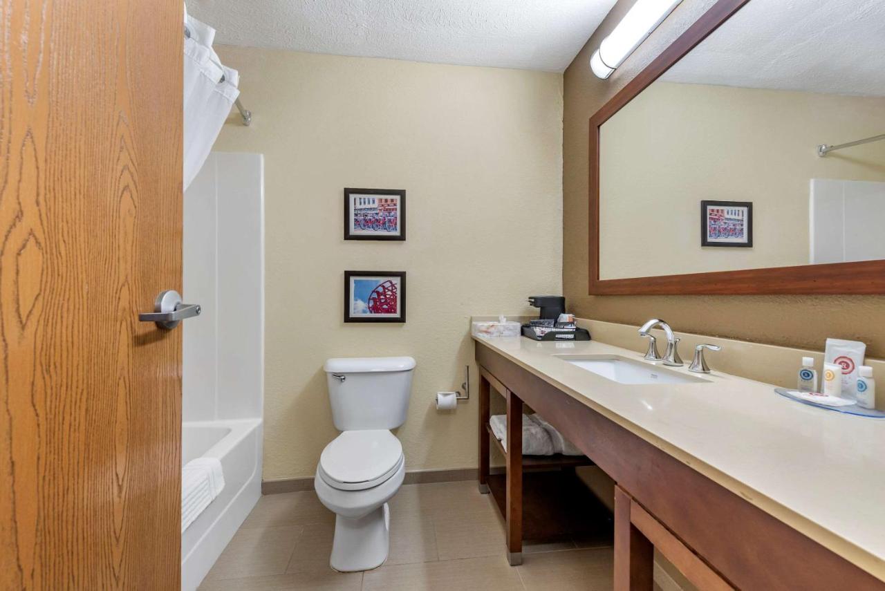 | Comfort Inn & Suites Cincinnati Eastgate