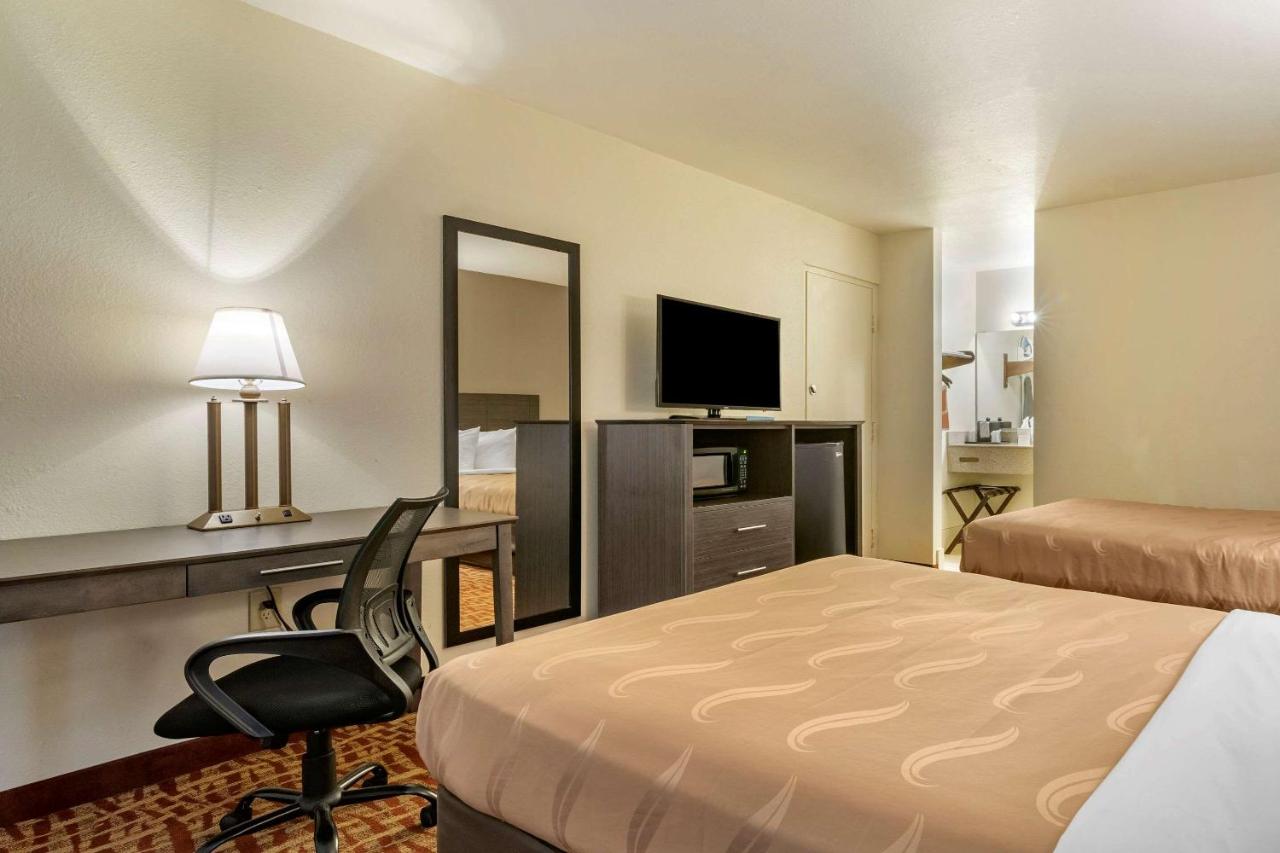 Double Room with Two Double Beds - Non-Smoking at Quality Inn At Town Center