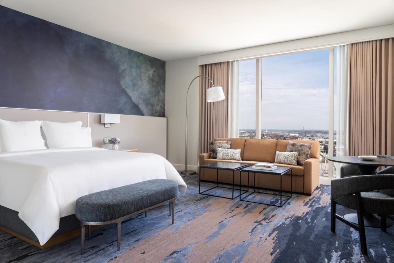| Four Seasons St. Louis