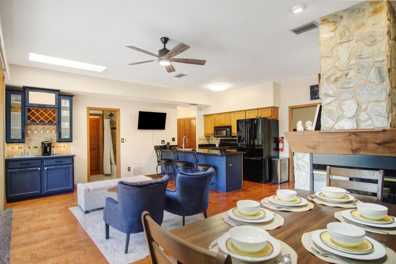 | Family Friendly Pool Paradise Retreat Near Beaches