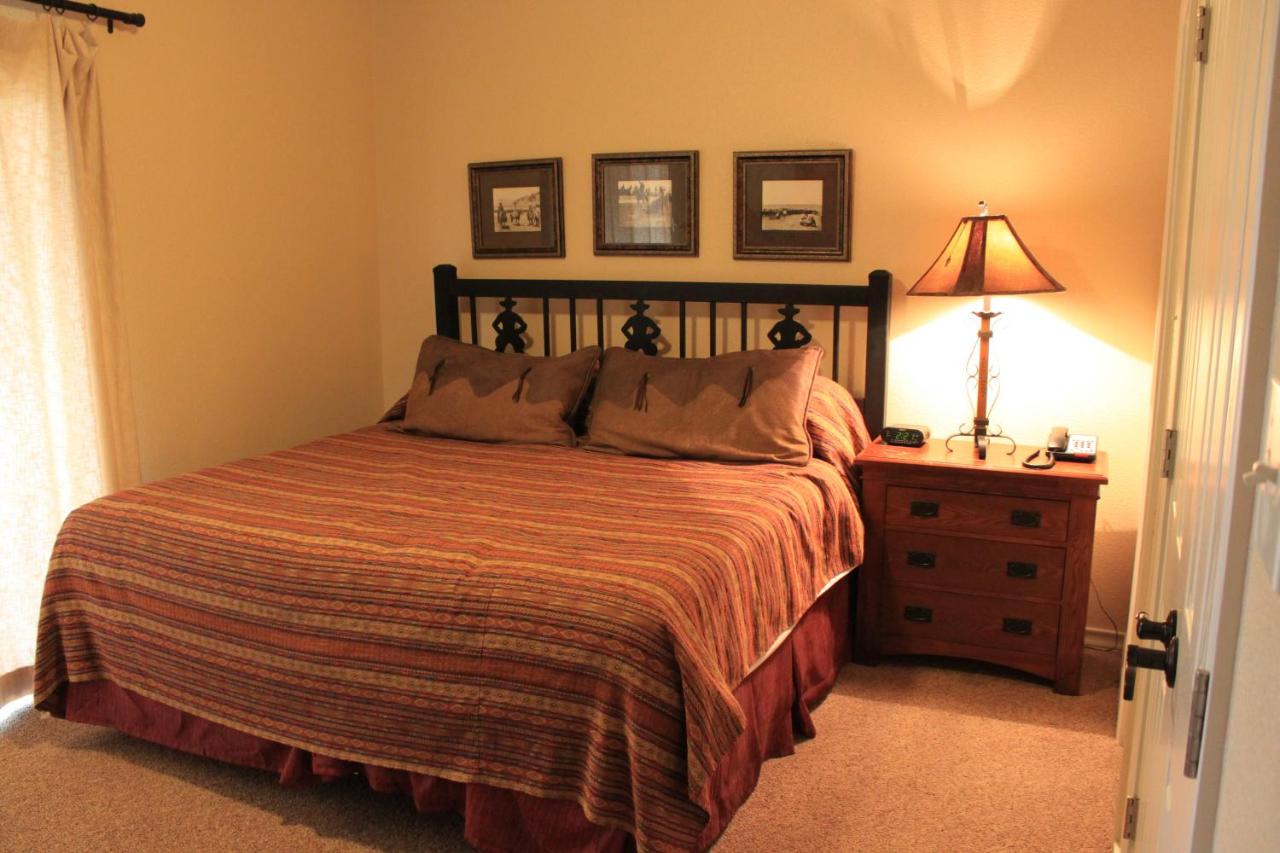 Deluxe One-Bedroom Suite at Flying L Ranch Resort