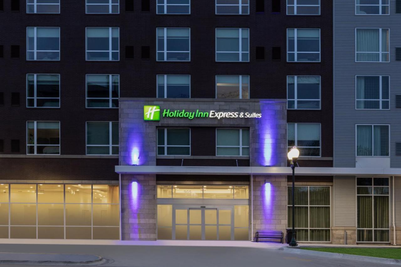  | Holiday Inn Express & Suites - Lincoln Downtown , an IHG Hotel