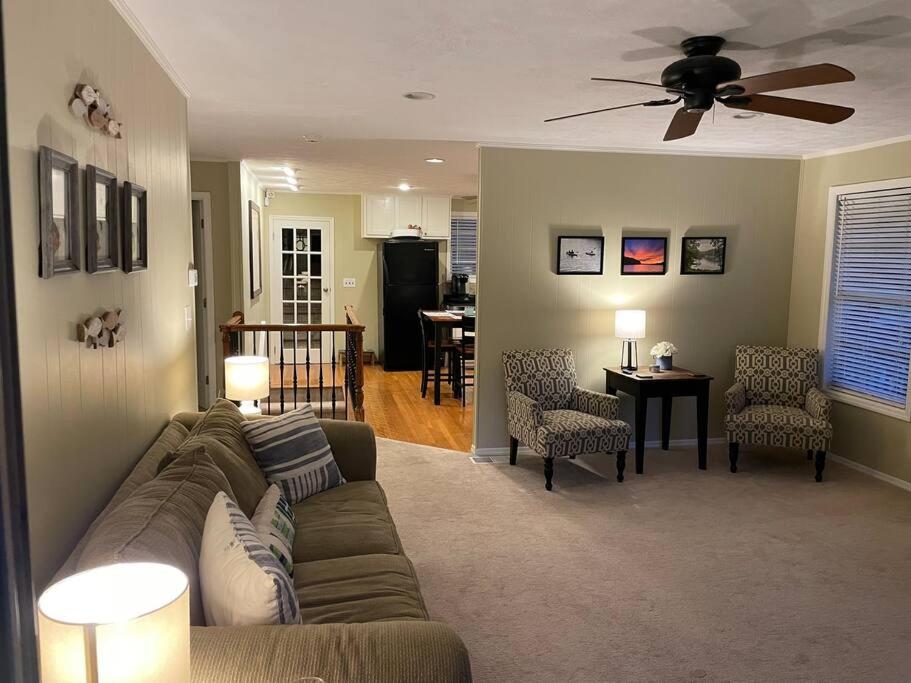 | Cozy, Lake Lanier property with amazing views