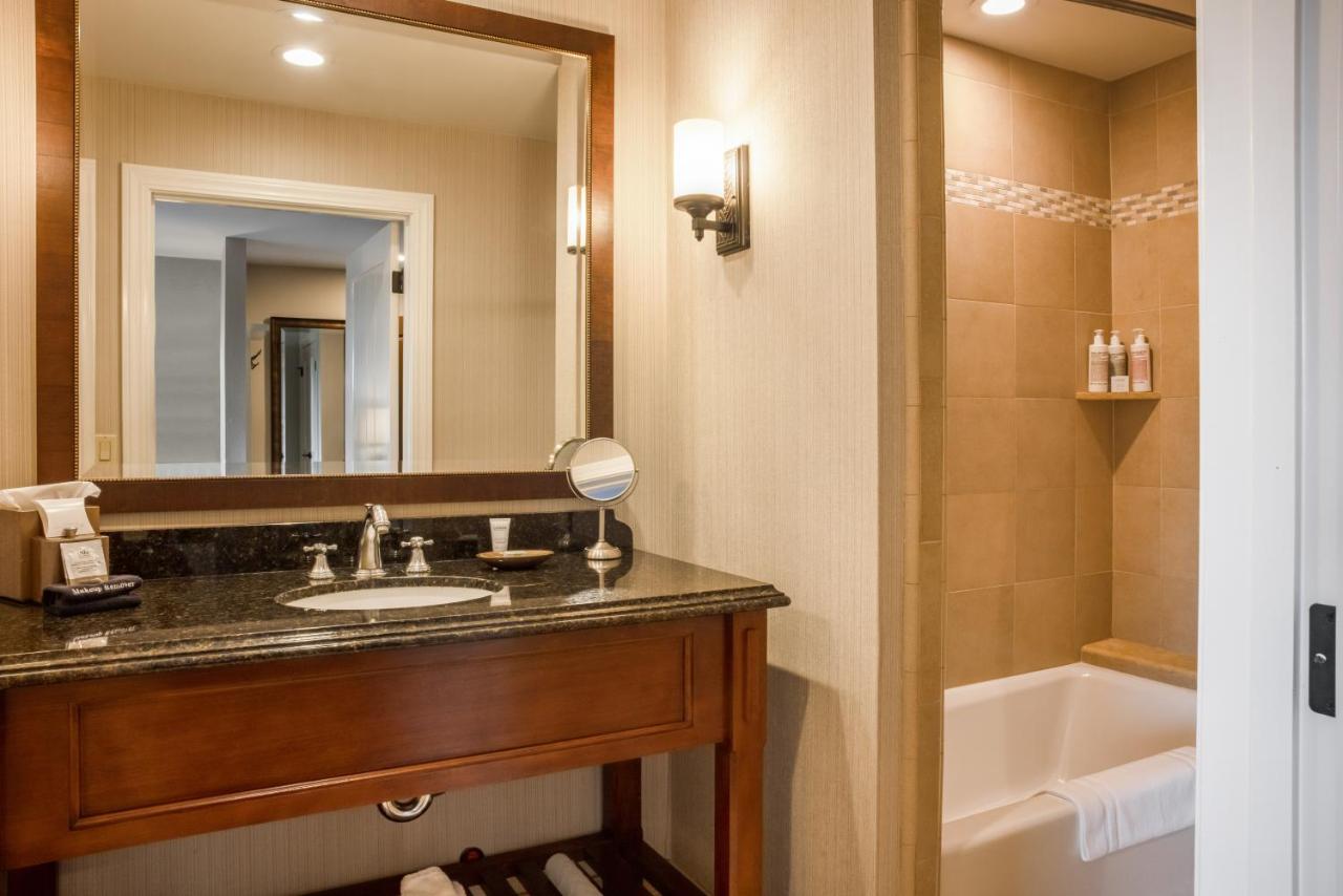 Harbor Room at The Lodge at Bodega Bay
