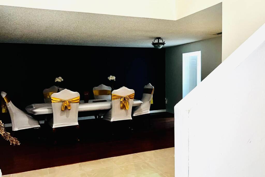 | 2 Master Bedrooms•Home Theater•Jacuzzi•Gameroom