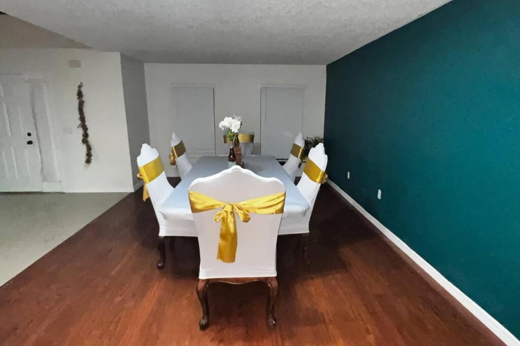 | 2 Master Bedrooms•Home Theater•Jacuzzi•Gameroom