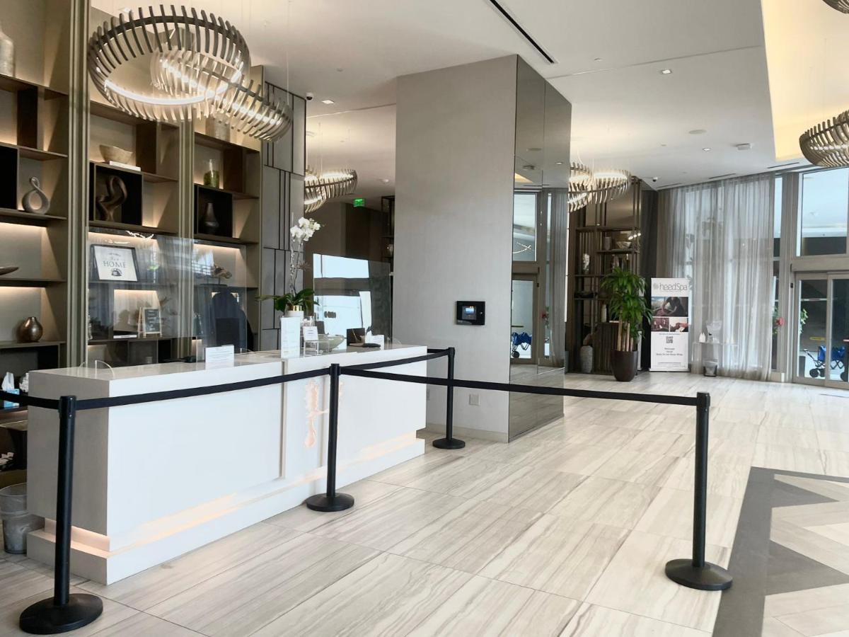 | Hyde Beach House Luxury Apartment