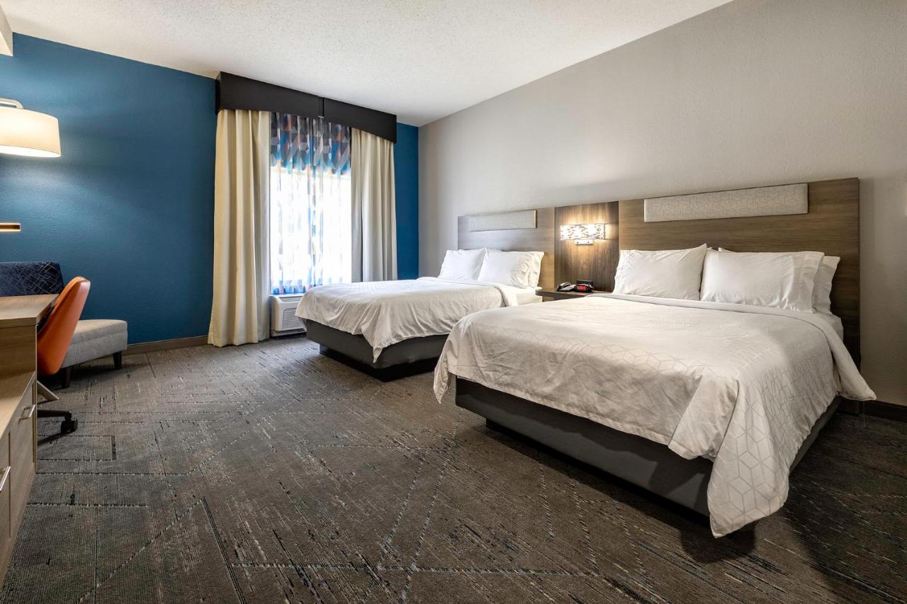  | Holiday Inn Express Hotel & Suites FESTUS - SOUTH ST. LOUIS