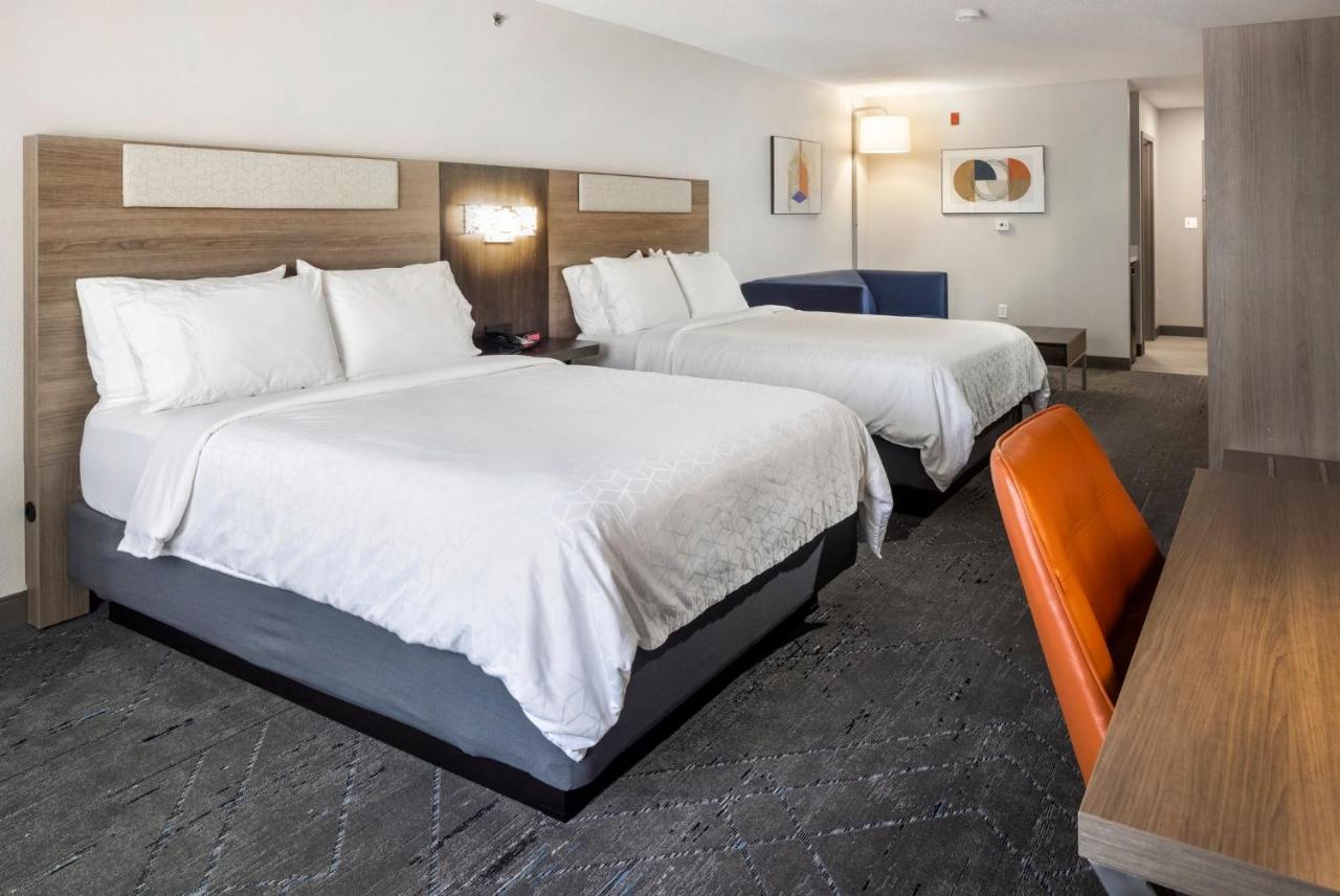  | Holiday Inn Express Hotel & Suites FESTUS - SOUTH ST. LOUIS