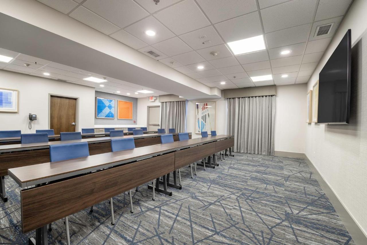  | Holiday Inn Express Hotel & Suites FESTUS - SOUTH ST. LOUIS