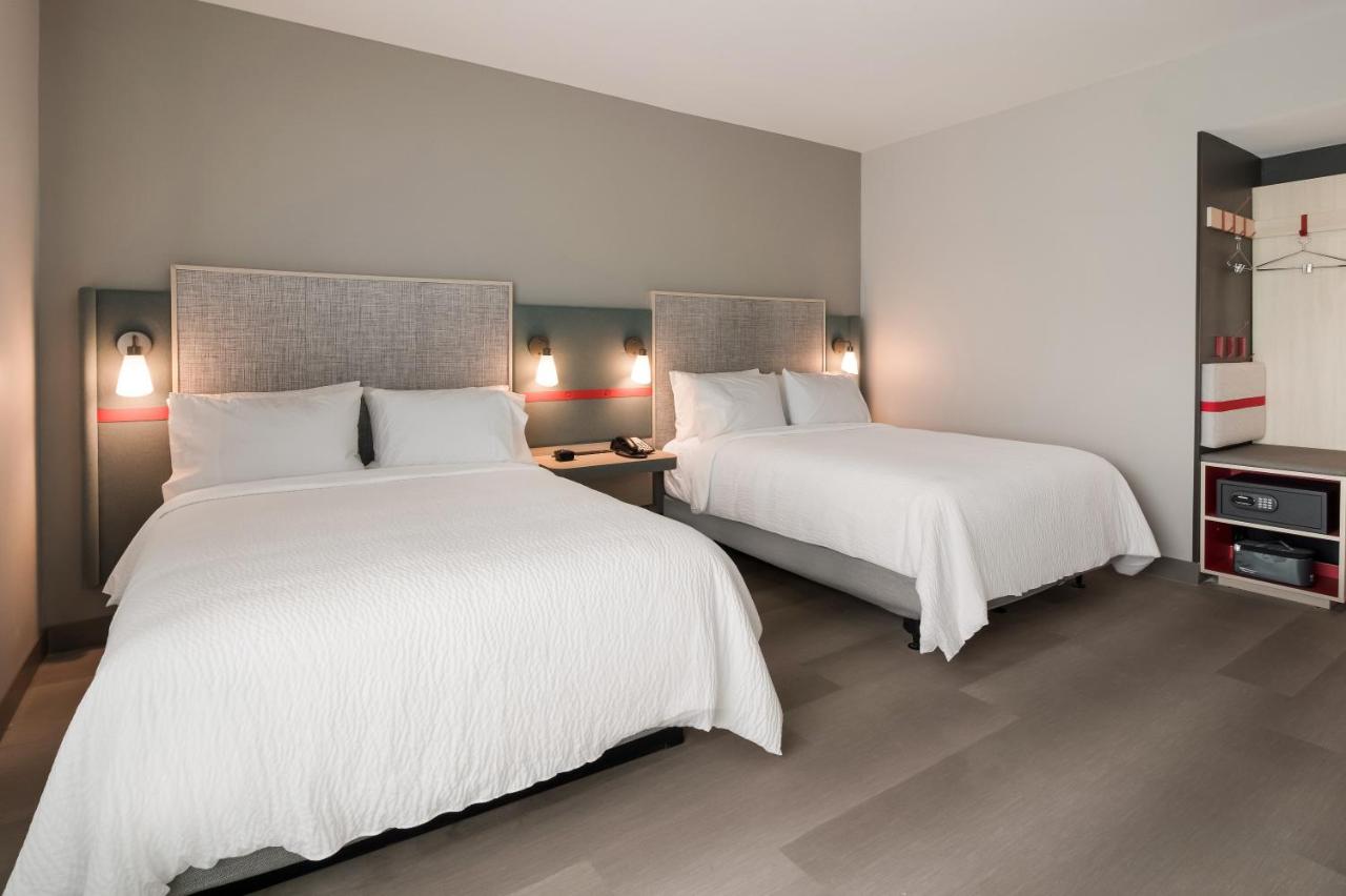 Standard Queen Room with Two Queen Beds at avid hotel Mt Juliet – Nashville Area by IHG