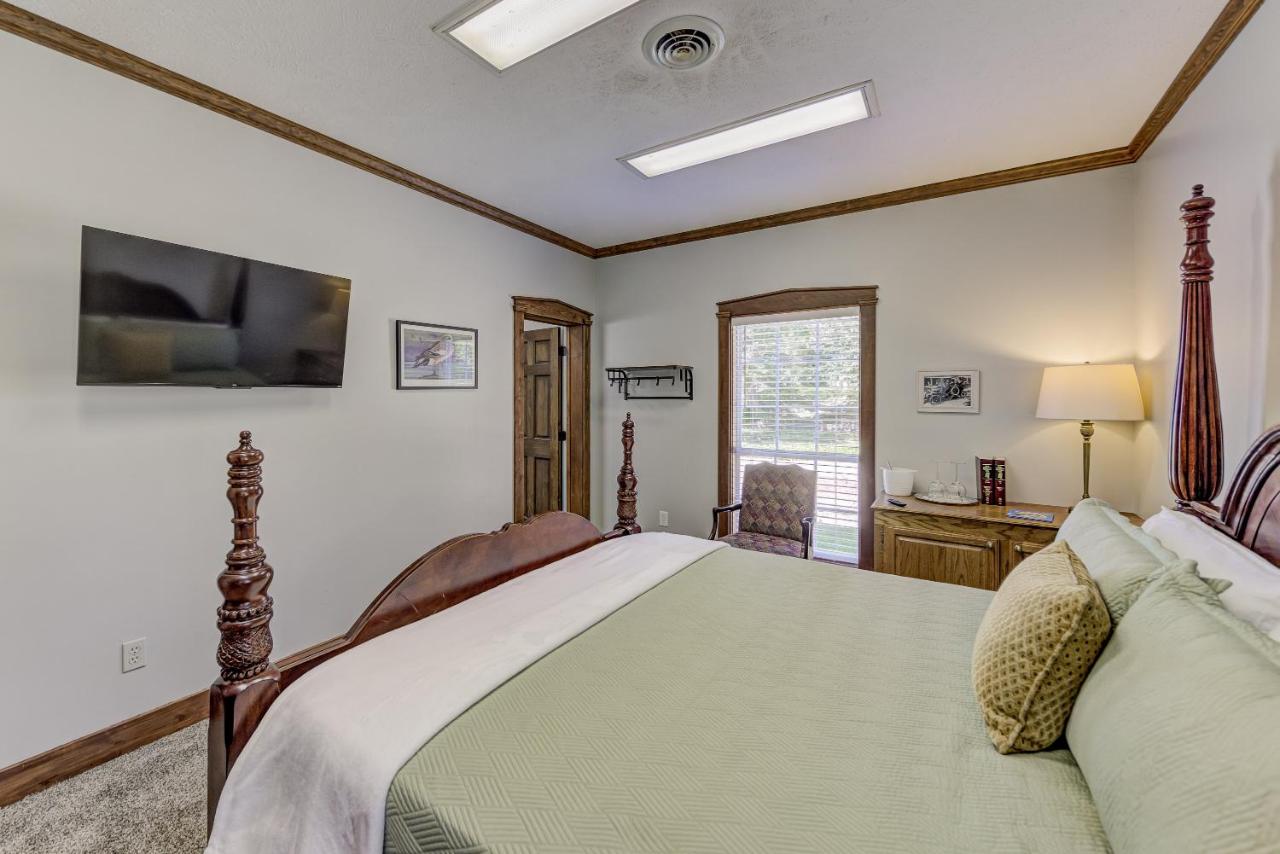 Deluxe Double Room at Halpino