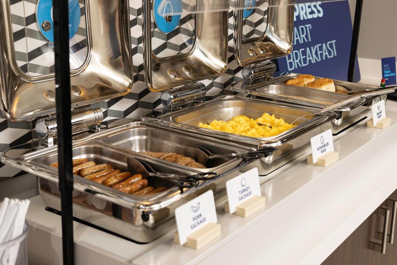  | Holiday Inn Express Hotel & Suites FESTUS - SOUTH ST. LOUIS