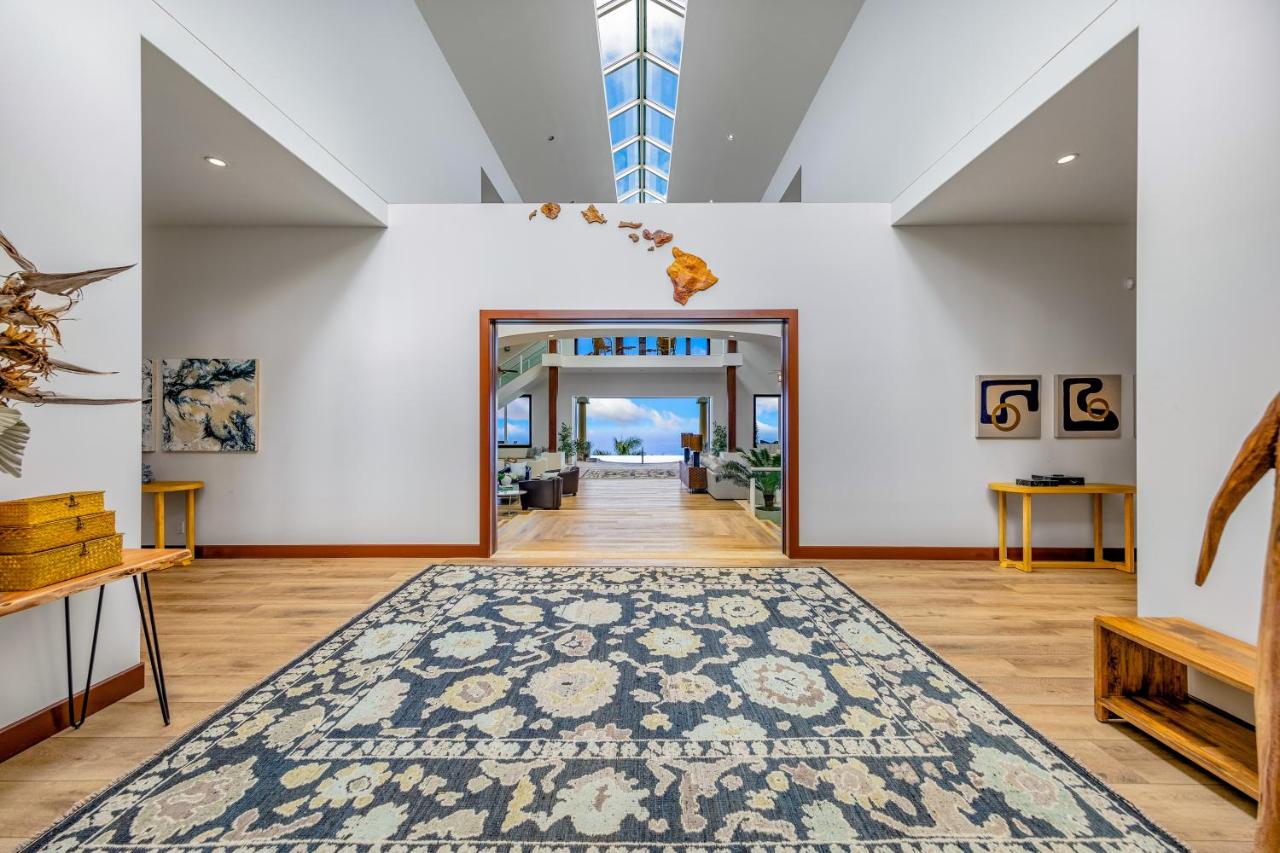 | Renovated Kona Mansion infinity pool & ocean views