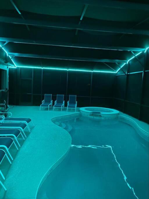  | Hollywood Bowling Villa (Solterra)