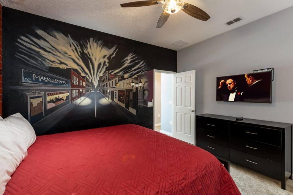  | Hollywood Bowling Villa (Solterra)