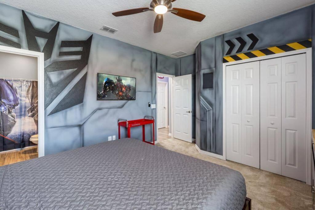  | Hollywood Bowling Villa (Solterra)