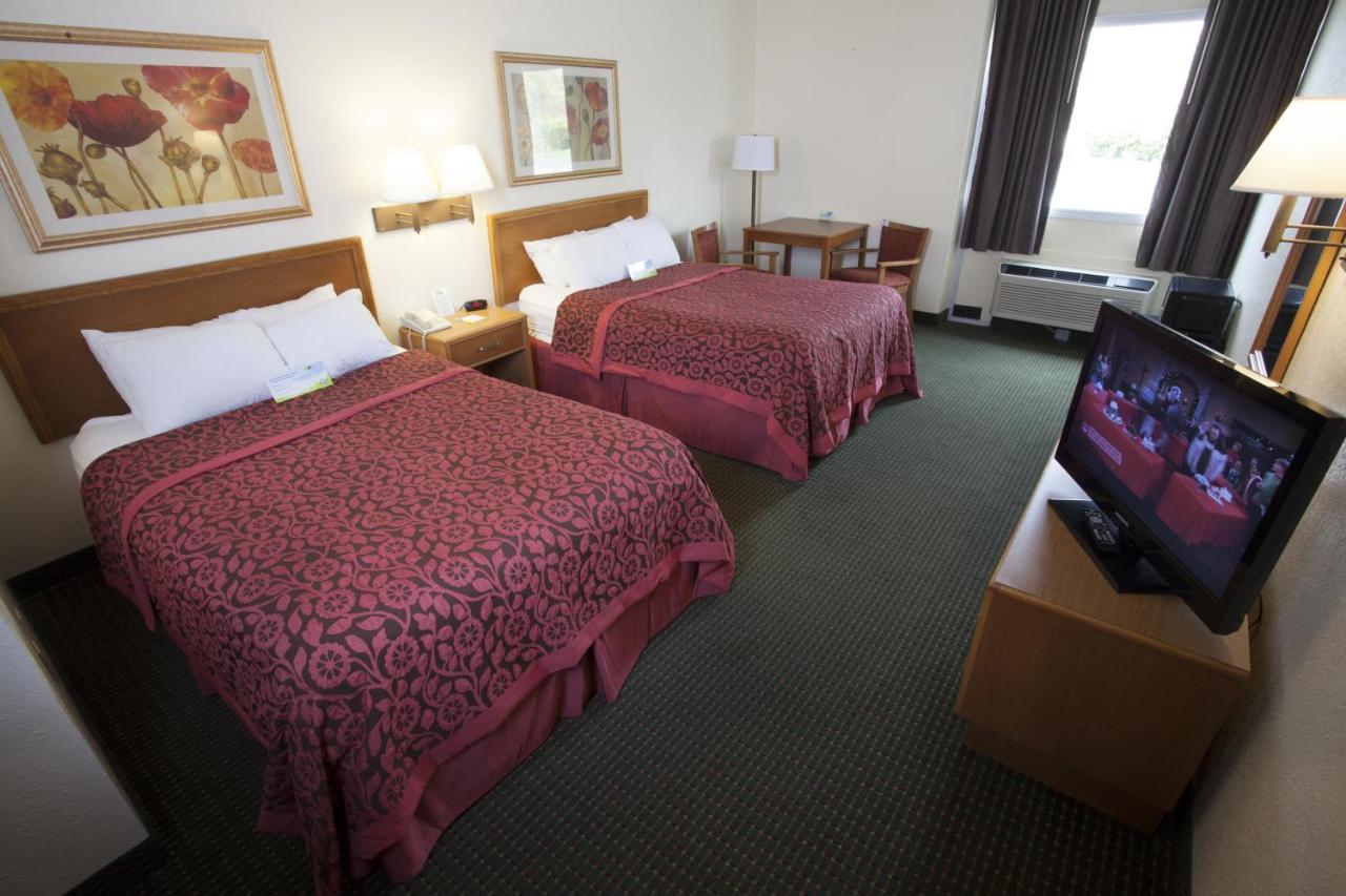 Standard Room with Two Double Beds - Smoking at Studio 6 Suites Fremont, OH