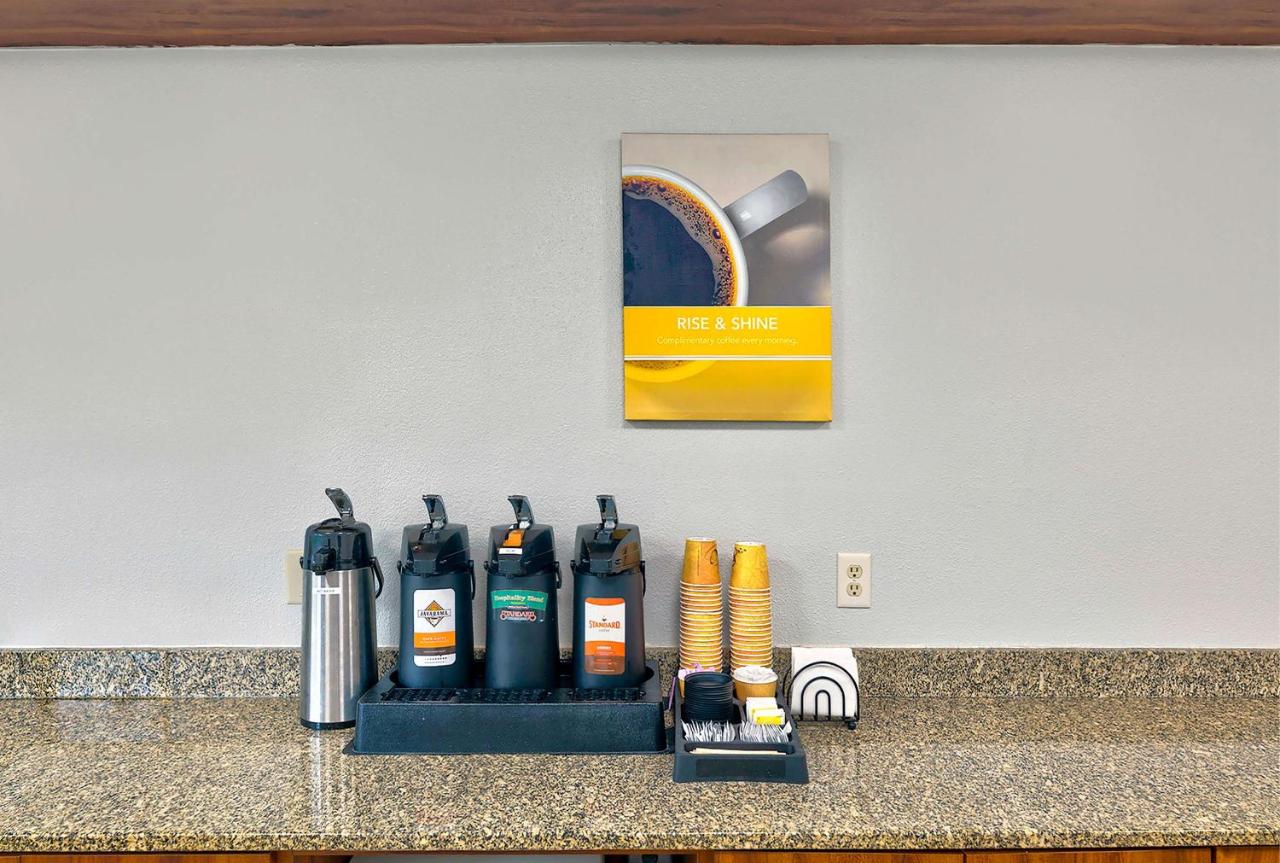  | Motel 6-Cedar Rapids, IA - Airport