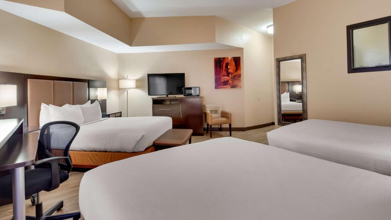 Family Room - Non-Smoking at Best Western View Of Lake Powell Hotel