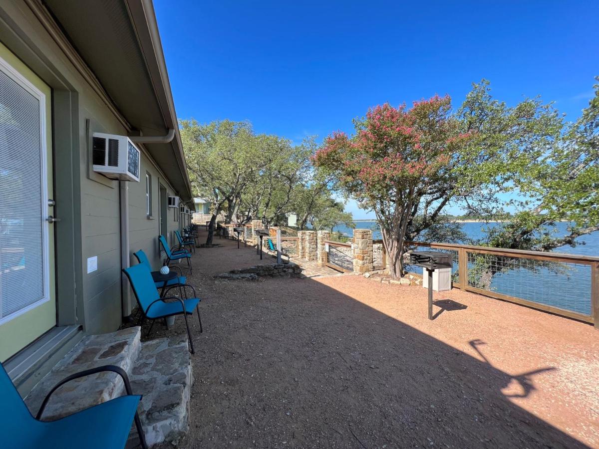 Queen Studio at Painted Sky Inn