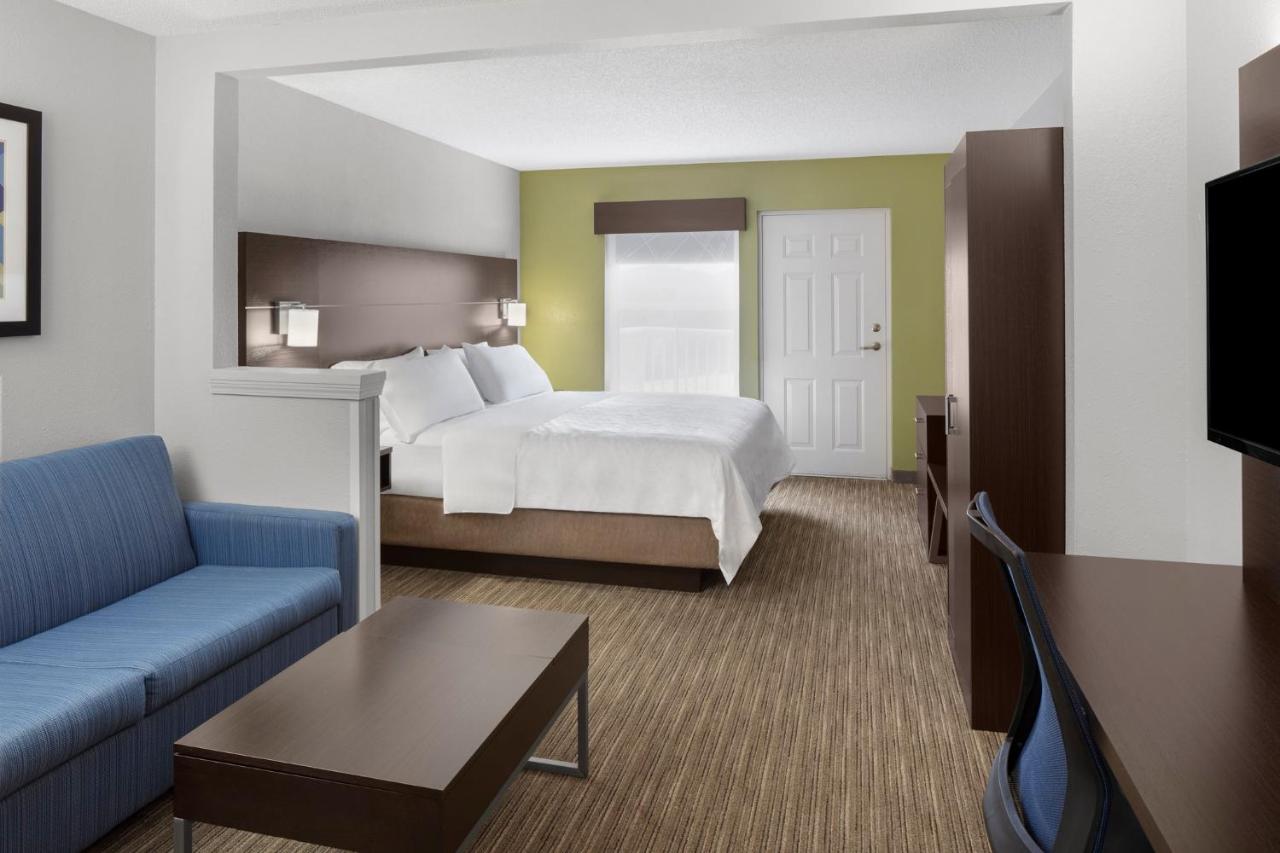  | Holiday Inn Express Hotel & Suites Asheville-Biltmore Square