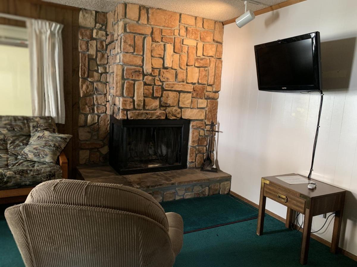 | Ponderosa Lodge 11AB with High Speed Wifi