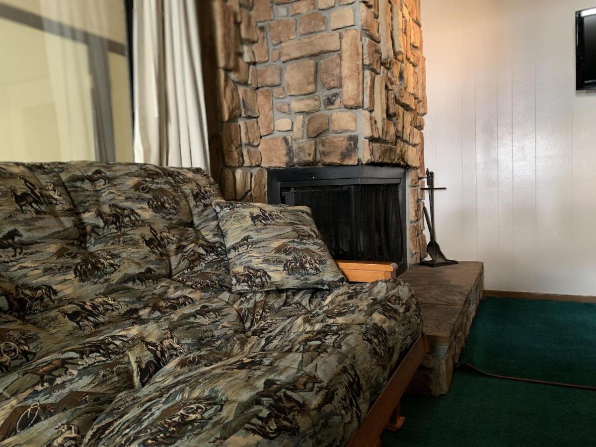 | Ponderosa Lodge 11AB with High Speed Wifi