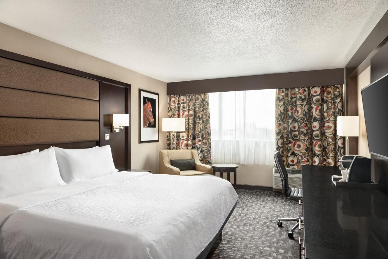 Leisure King Room - Non-Smoking at Holiday Inn Louisville East - Hurstbourne by IHG