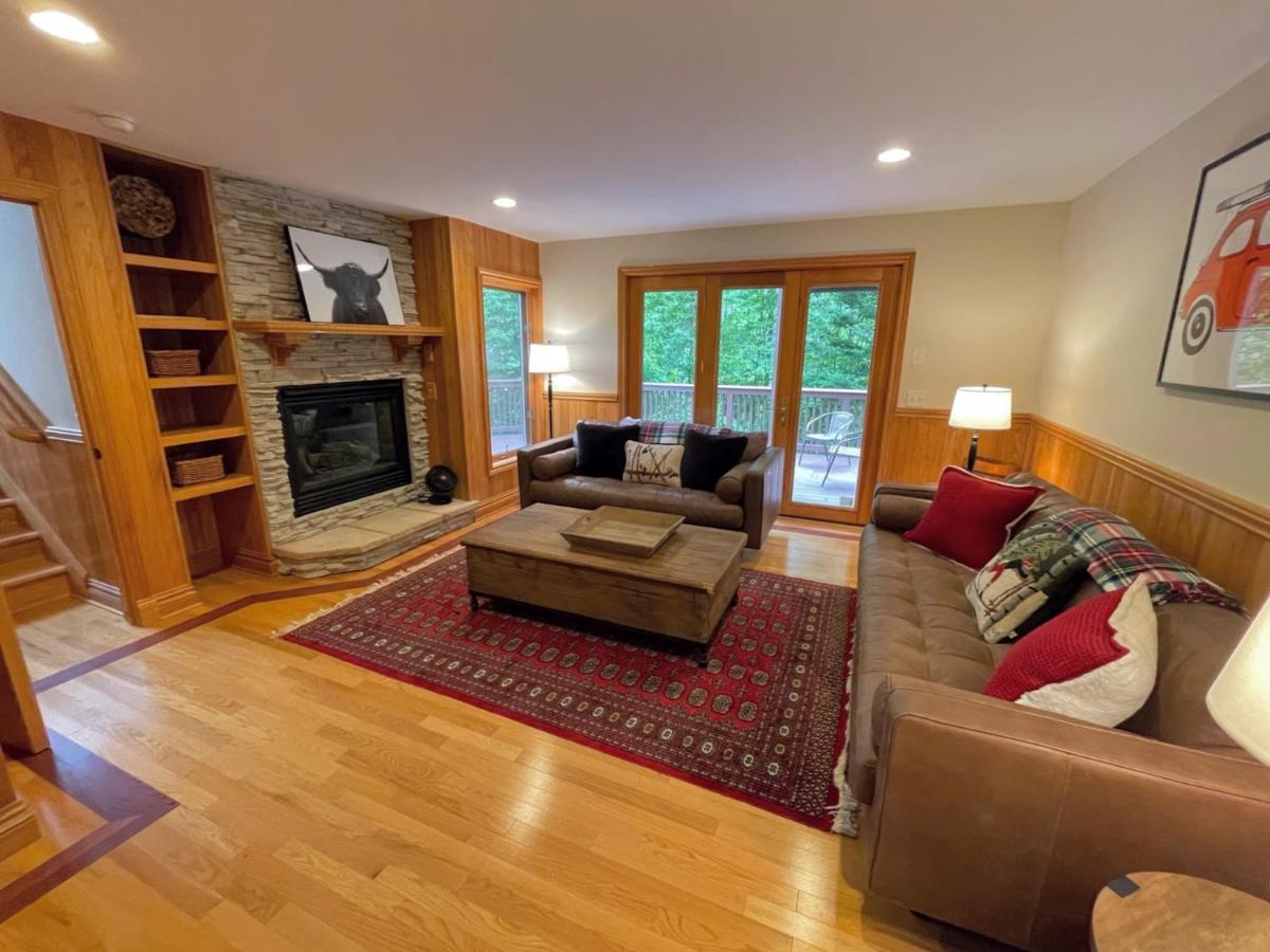 | CR1 Top Rated Ski-In Ski-Out Townhome Great views fireplaces fast wifi AC - Short walk to slopes