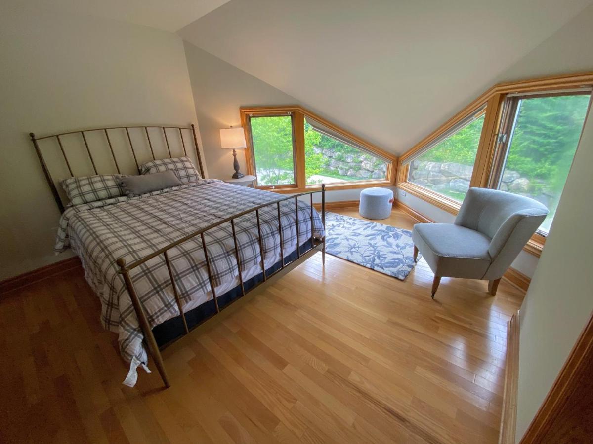 | CR1 Top Rated Ski-In Ski-Out Townhome Great views fireplaces fast wifi AC - Short walk to slopes